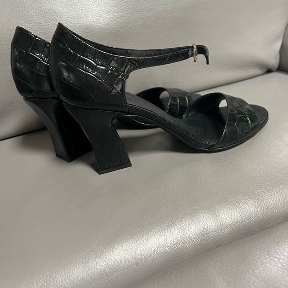 NWOT Women's Aquatalia Calley Black Sandal size 10.5 - Picture 3 of 6